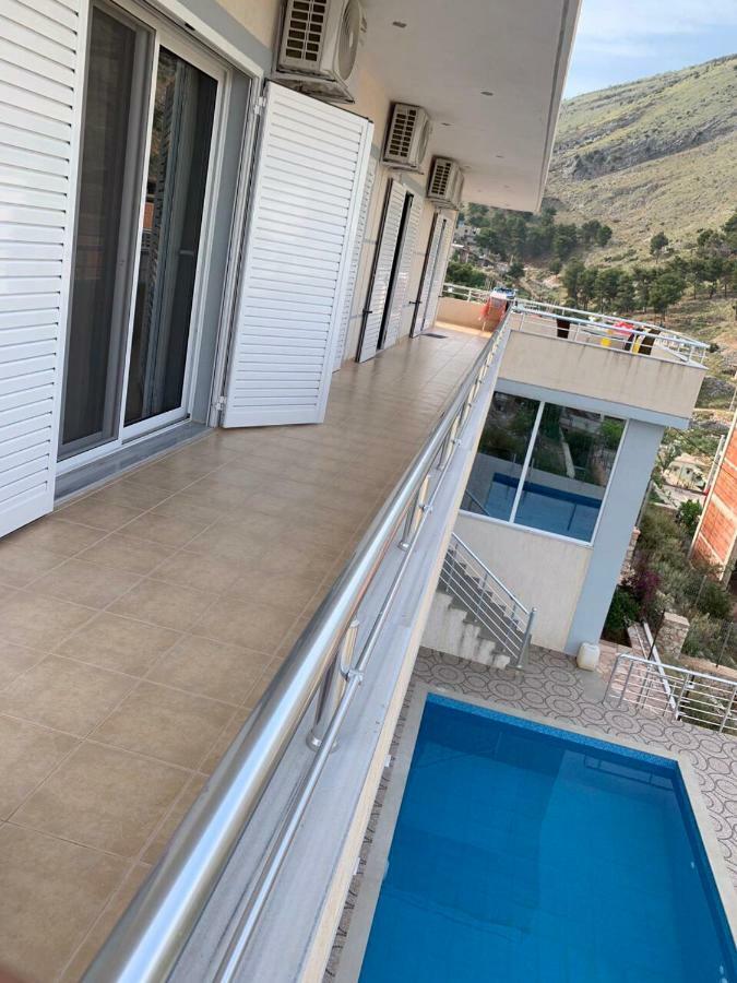 Vitamin Sea Sarandë Exterior foto