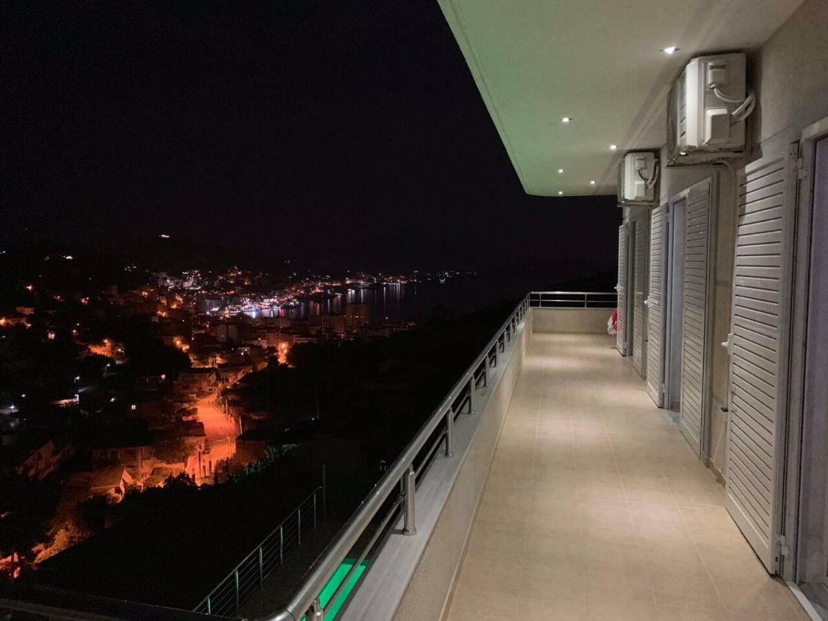 Vitamin Sea Sarandë Exterior foto
